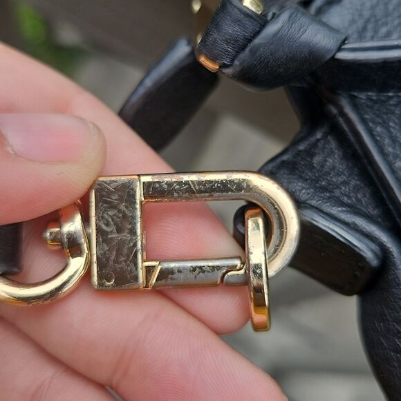 Tory Burch Black Leather Crossbody Bag with Gold Hardware - Picture 4 of 6